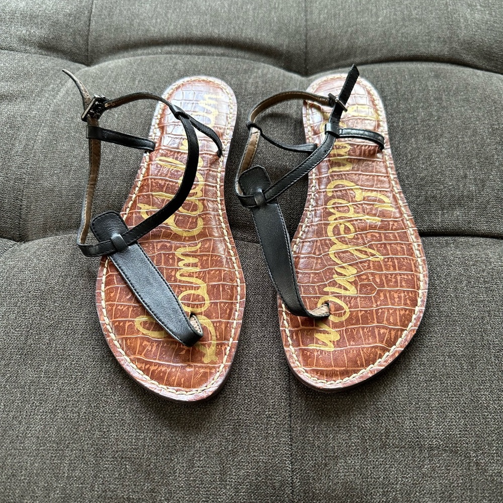 Sam Edelman Gigi Leather T-Strap Flat Sandals Size 8.5